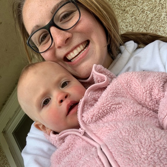 Meet your Posher, Julia - Picture 1 of 1